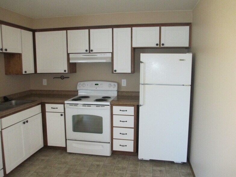 Building Photo - 3322 NE Lancaster St