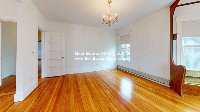 Building Photo - 66 Sagamore Ave