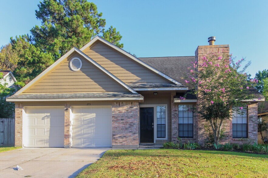 Primary Photo - 2711 Knollbrook Ln