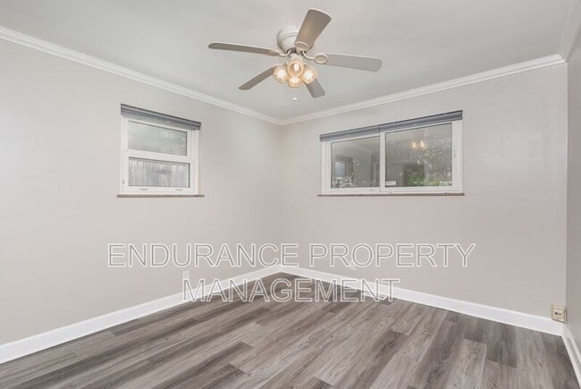 Building Photo - 455 Rockford Dr
