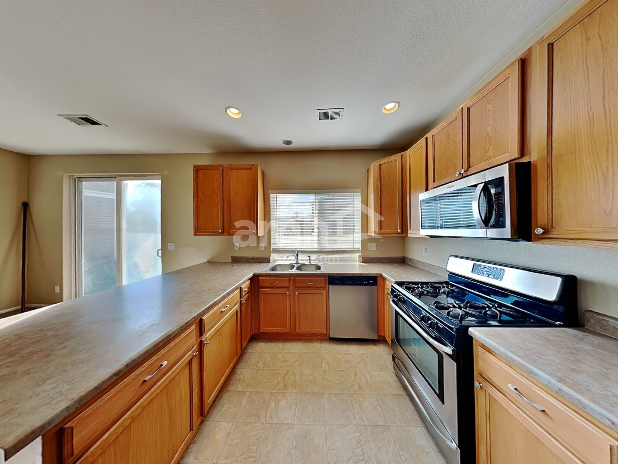 Building Photo - 18660 E 47th Ave