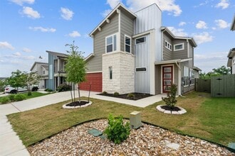 Building Photo - 9800 Evening Canopy Dr