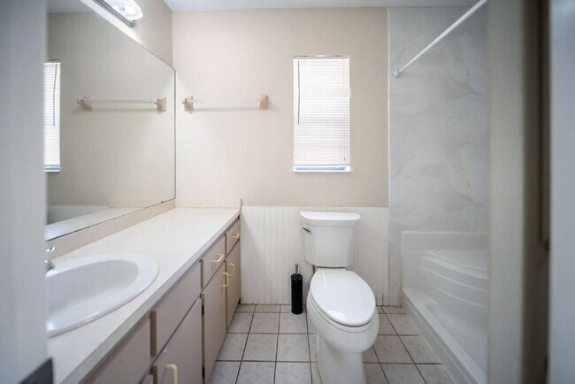 Building Photo - Heated Pool. Premium Upgrades. Fully Renov...