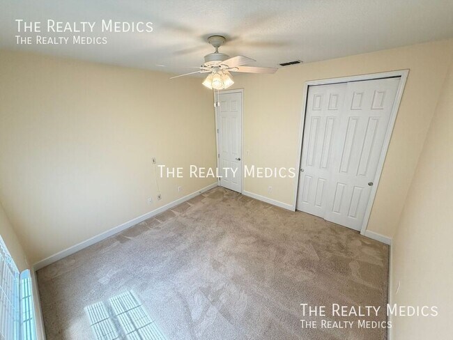 Building Photo - 11867 Padua Ln