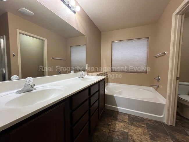 Building Photo - 12022 W Morning Dove Dr