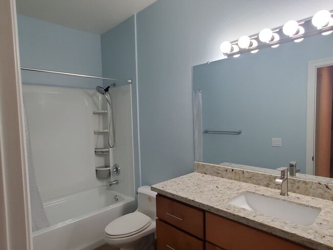 Building Photo - ALVA RD - Ground Floor 2 Bd / 2 Ba Condo in Rancho Bernardo w/ 2 Parking & Resort-like Amenities