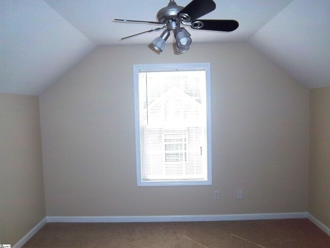 Building Photo - 232 Springfield Cir