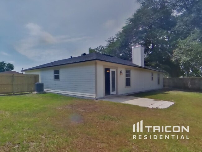 Building Photo - 7774 Oregano Ct