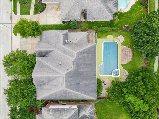 Building Photo - 21010 Kelliwood Park Ln