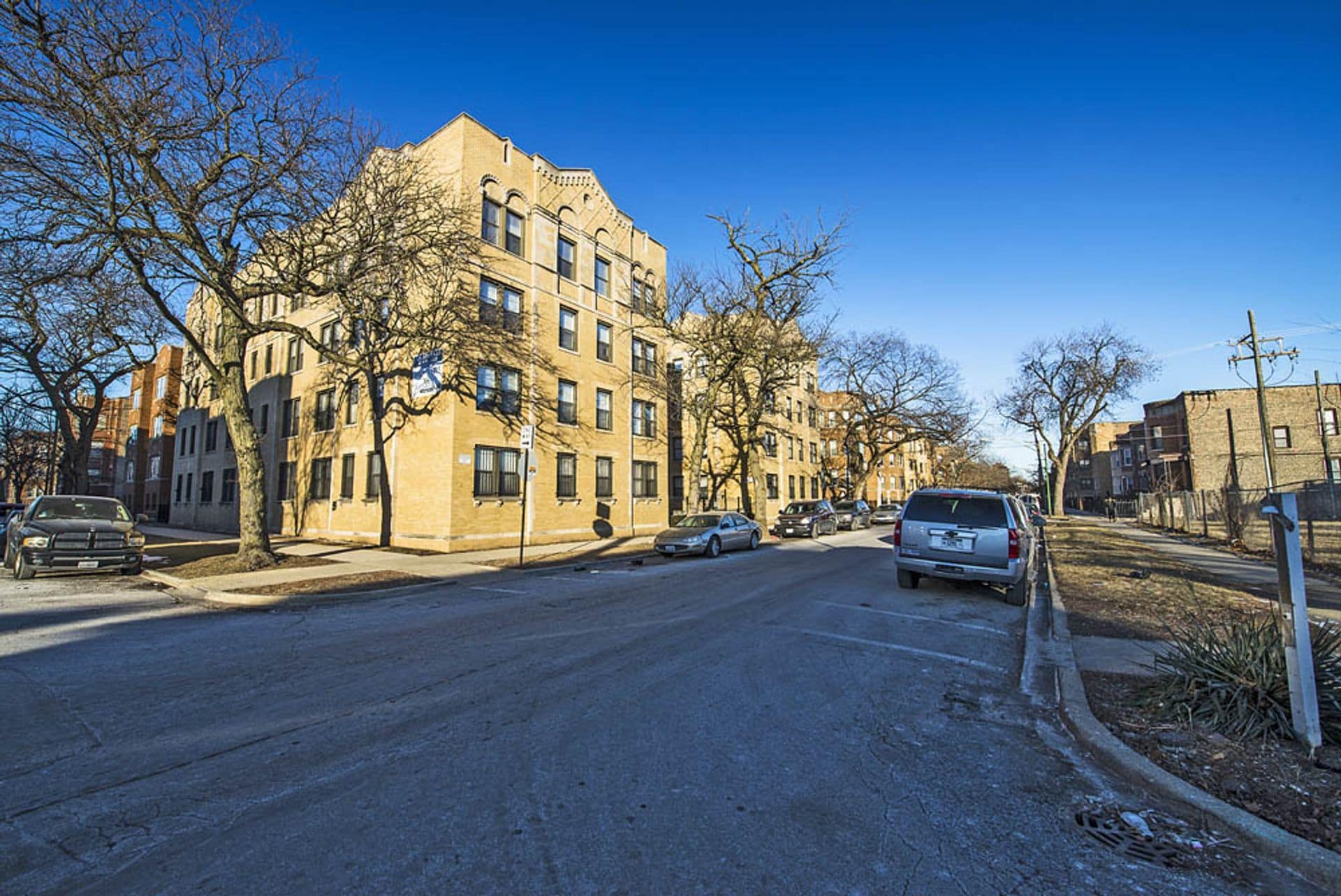 Building Photo - 1734 E 72nd St Chicago, IL 60649