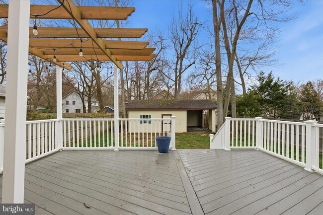 Building Photo - 5534 Franklin Blvd