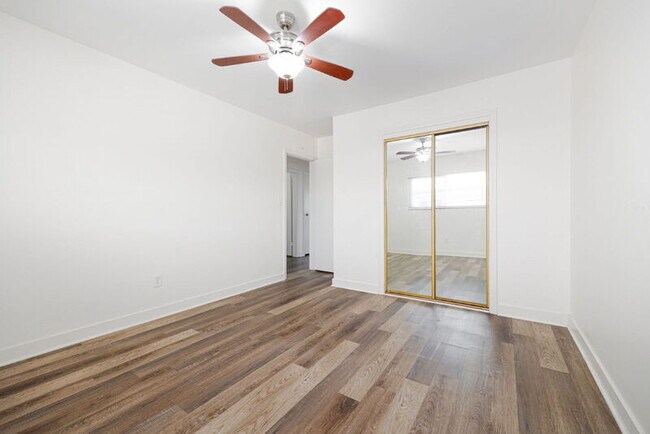 Building Photo - 4284 Schoolridge Ln