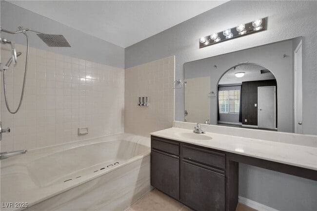 Building Photo - 2200 S Fort Apache Rd