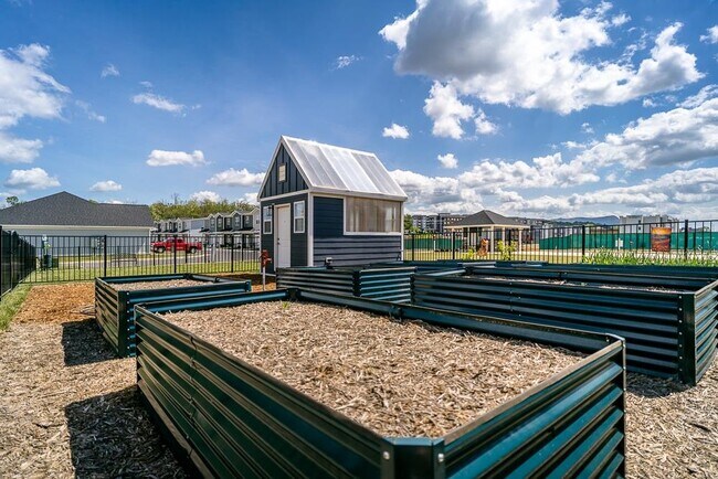 Building Photo - 1588 Port Hills Dr