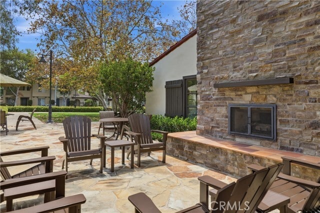 Building Photo - 65 Wonderland