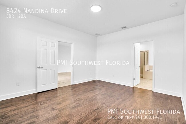 Building Photo - 8424 Nandina Dr