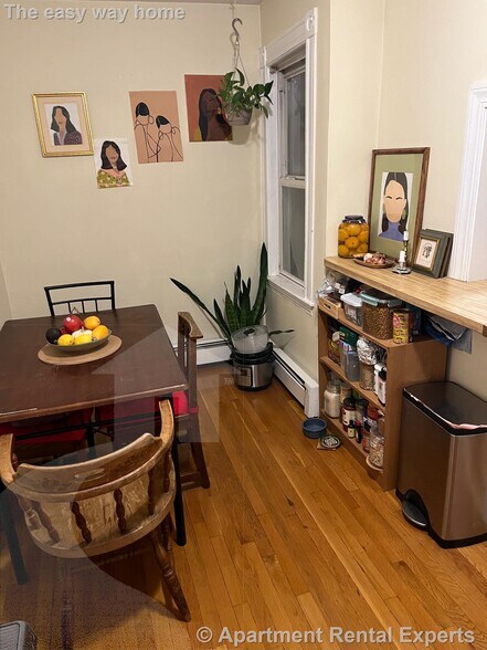 Building Photo - 213 Highland Ave