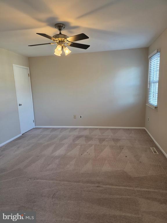 Building Photo - 412 3rd St