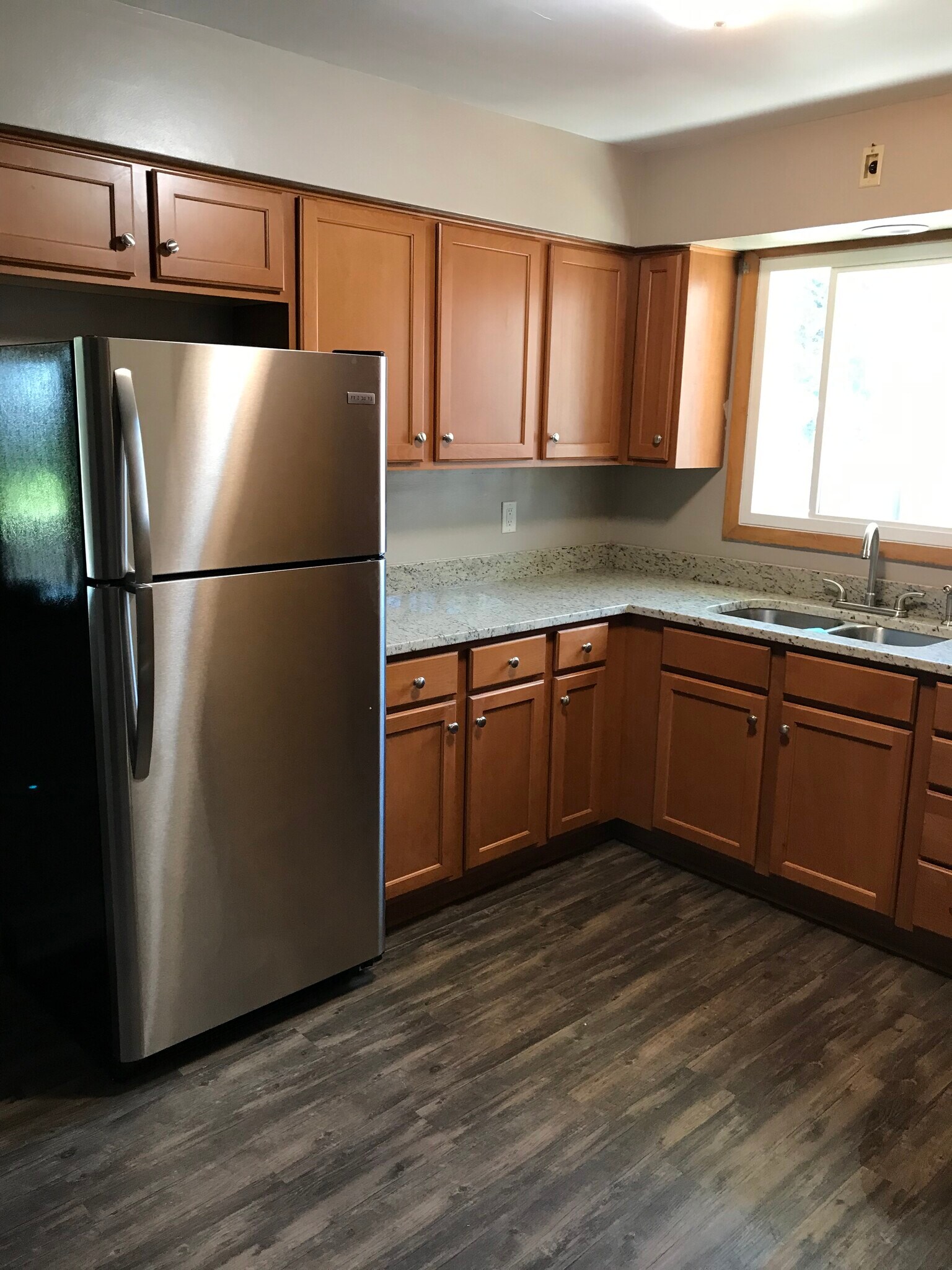 Building Photo - 1117 S 7th St