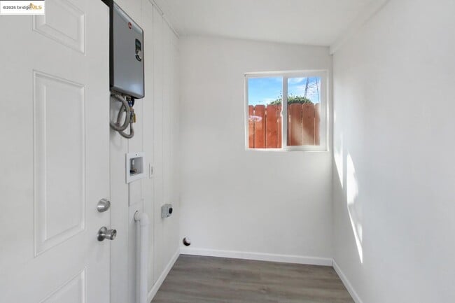 Building Photo - 1606-1618 Viera Ave