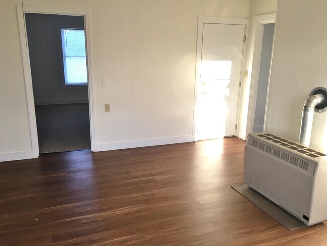 Building Photo - 239 Turner St