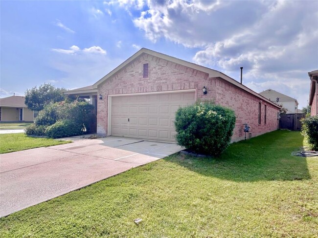 Building Photo - 803 Sweet Flower Dr
