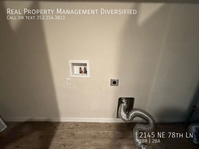 Building Photo - 2145 NE 78th Ln