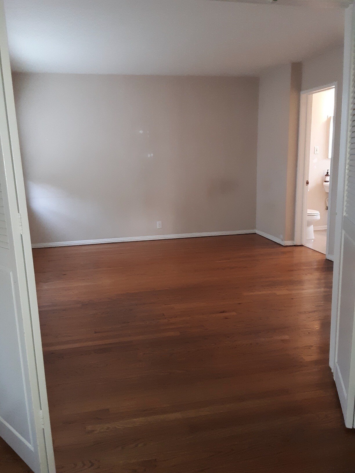 Building Photo - 366 Cypress Dr