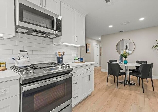 Building Photo - Get ready to fall head over heels for your...