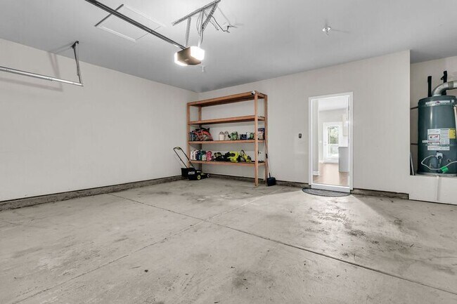 Building Photo - 1624 Shady Pine Rd