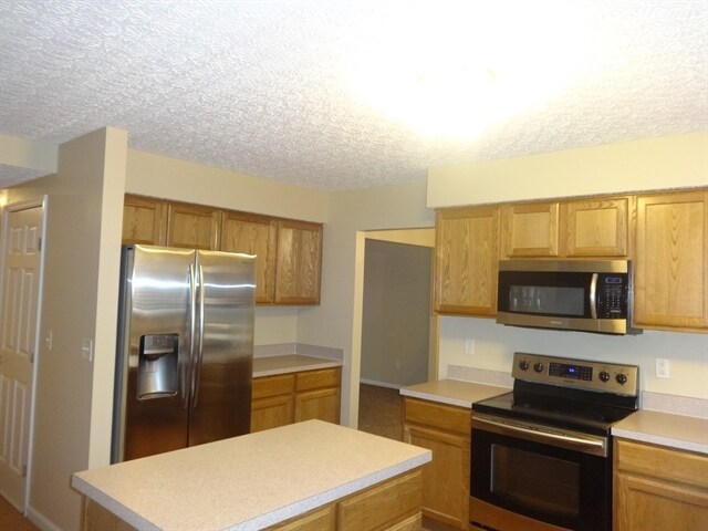 Building Photo - 1124 Waterview Ct