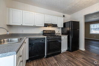 Interior Photo - Cascade Oaks Apartments