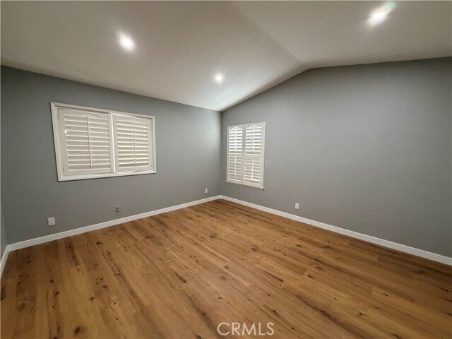 Building Photo - 1187 E 223rd St