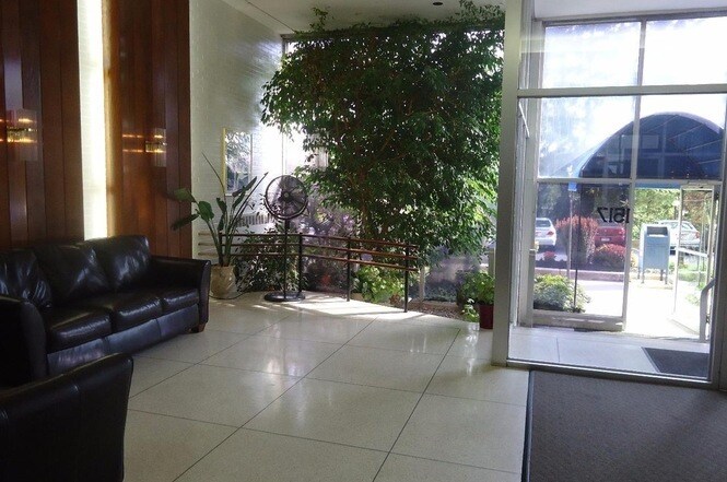 Building Photo - 1517 Hill Rd