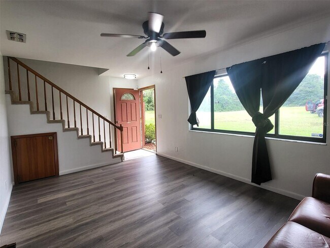 Building Photo - 2134 NE 45th Ave