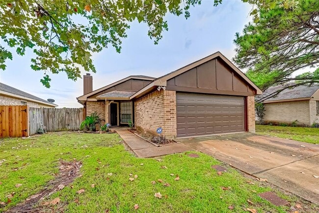 Building Photo - 17435 Glenmorris Dr