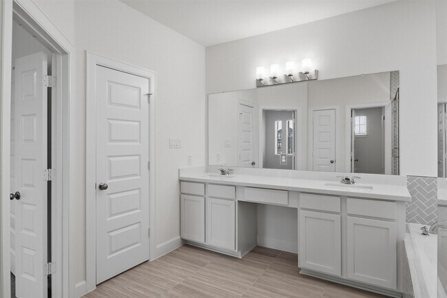 Building Photo - 11404 Irish River Dr