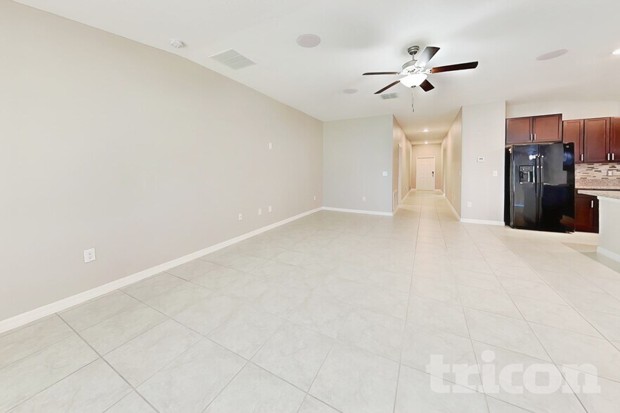 Building Photo - 4148 Salt Springs Ln