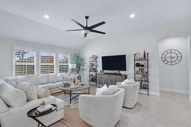 Building Photo - 2291 Oak Run Pkwy