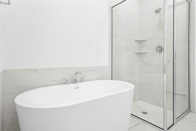 Building Photo - 17127 Crimson Crest Dr