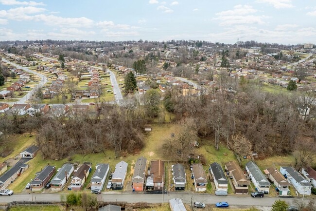 Building Photo - Charming 1 bedroom home in Baldwin available June 1!