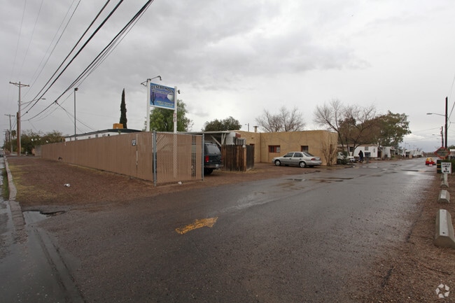 Primary Photo - Desert Moon Mobile Home Park