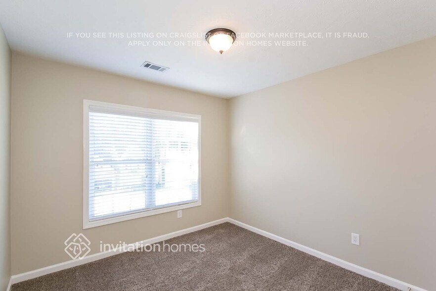 Building Photo - 4299 Chatham View Dr