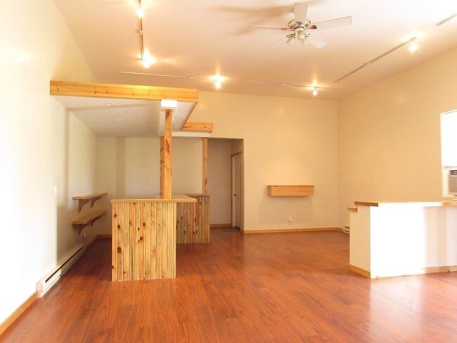 Building Photo - 3271 C 1/2 Road