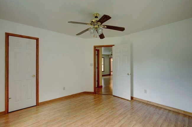 Building Photo - 7411 Belroi Rd