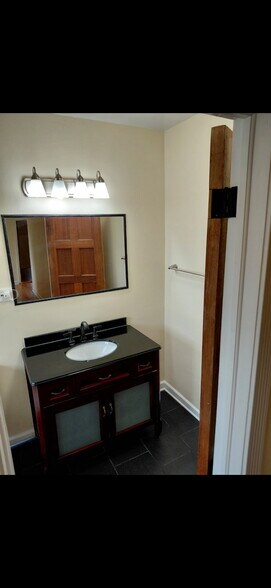 upstairs bathroom - 3333 N Harrison St