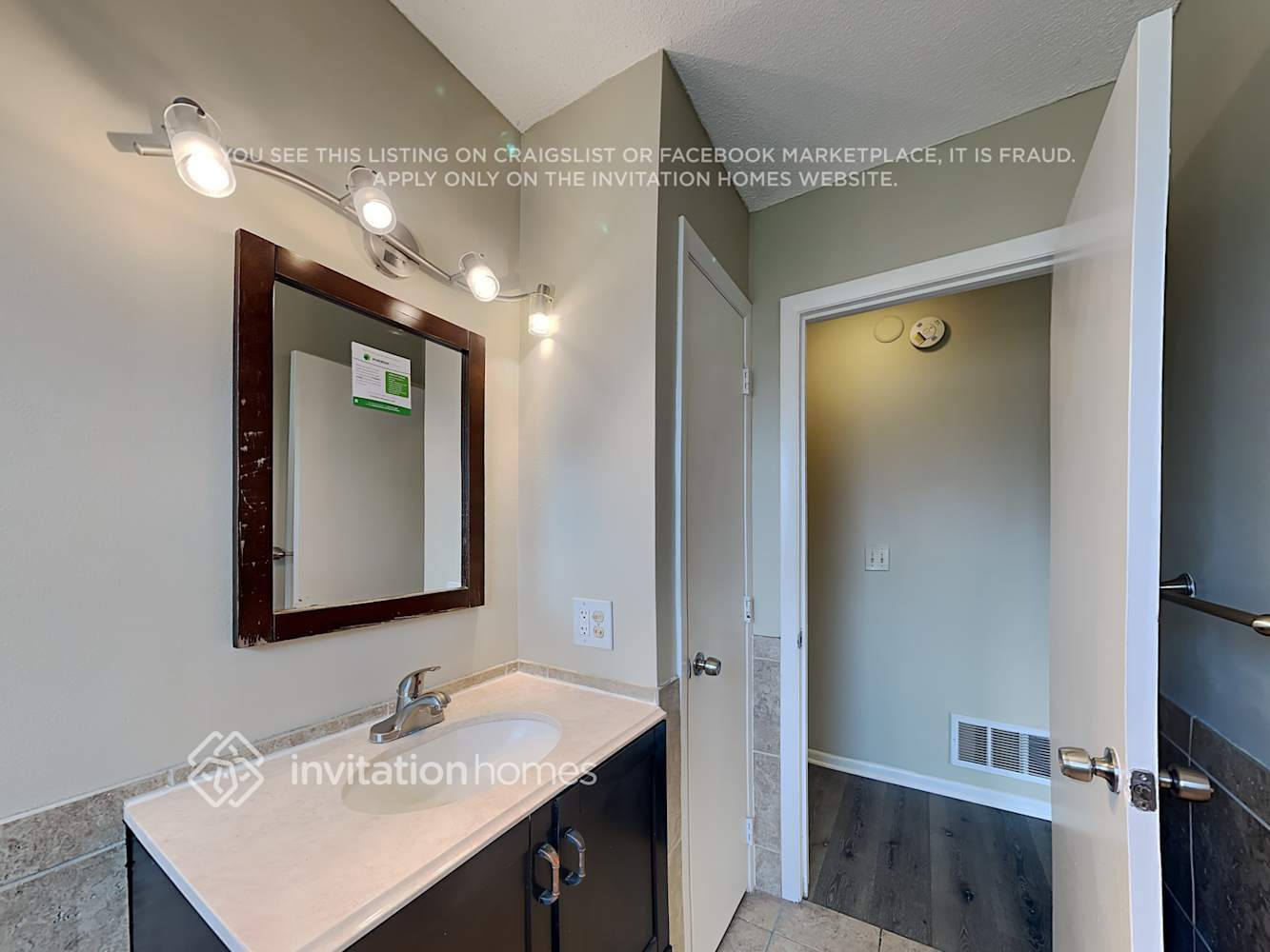 Building Photo - 5700 80th Ave N