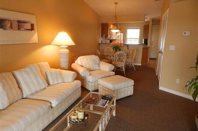 Building Photo - 1175 Mainsail Dr