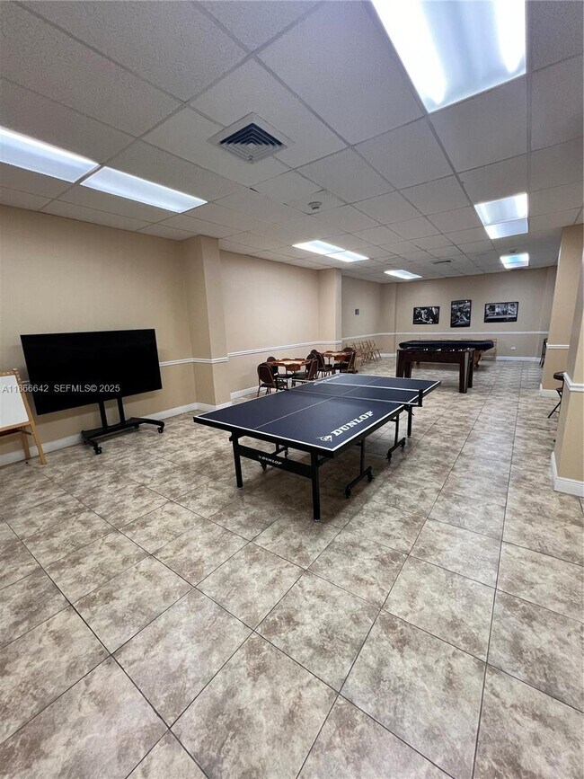 Building Photo - 7135 Collins Ave