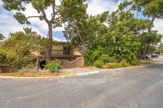 Building Photo - 29 Montsalas Dr
